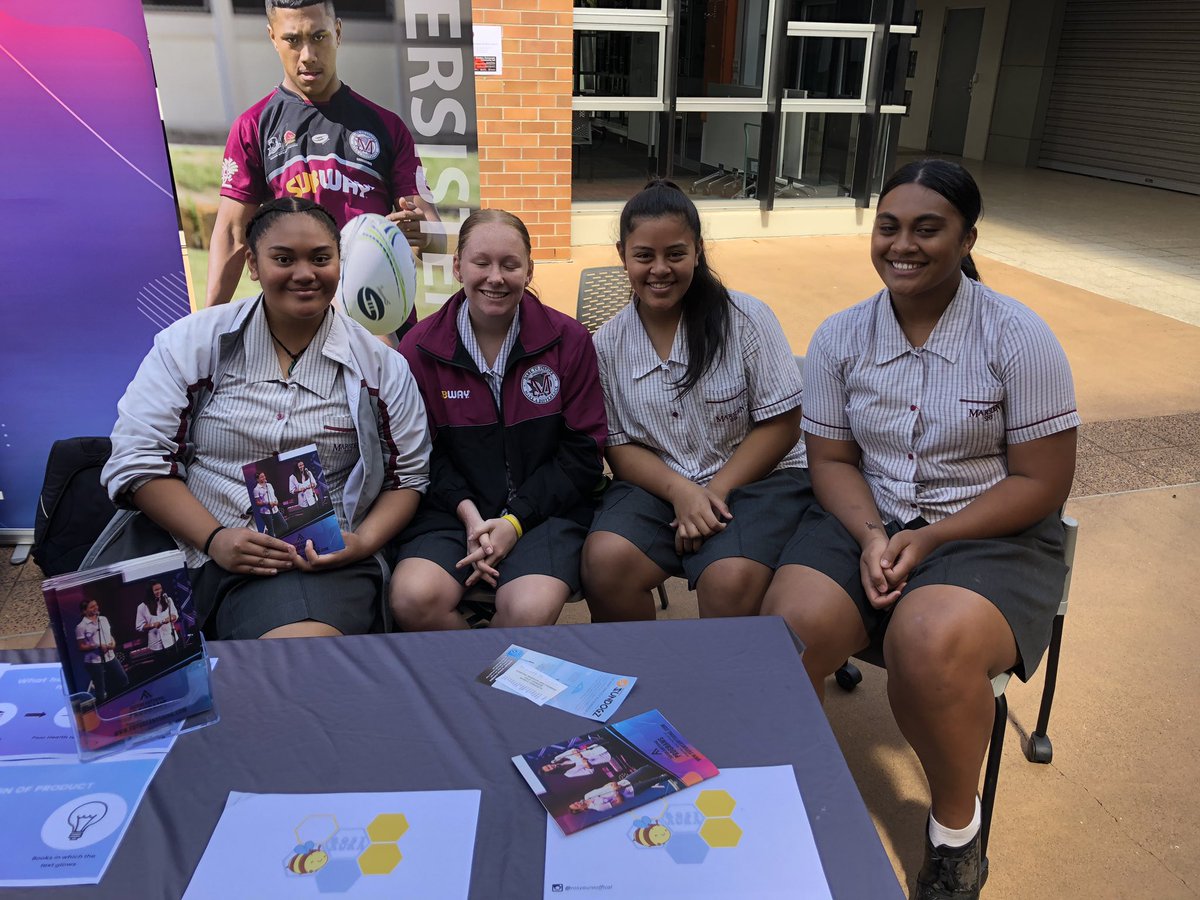 Stoked to hang out in the sunshine with four of our @future_anything teams from @MarsdenSHS and the @QChiefEntrepren in Logan. So fantastic to see so many young people at an innovation event in the regions. 🙌