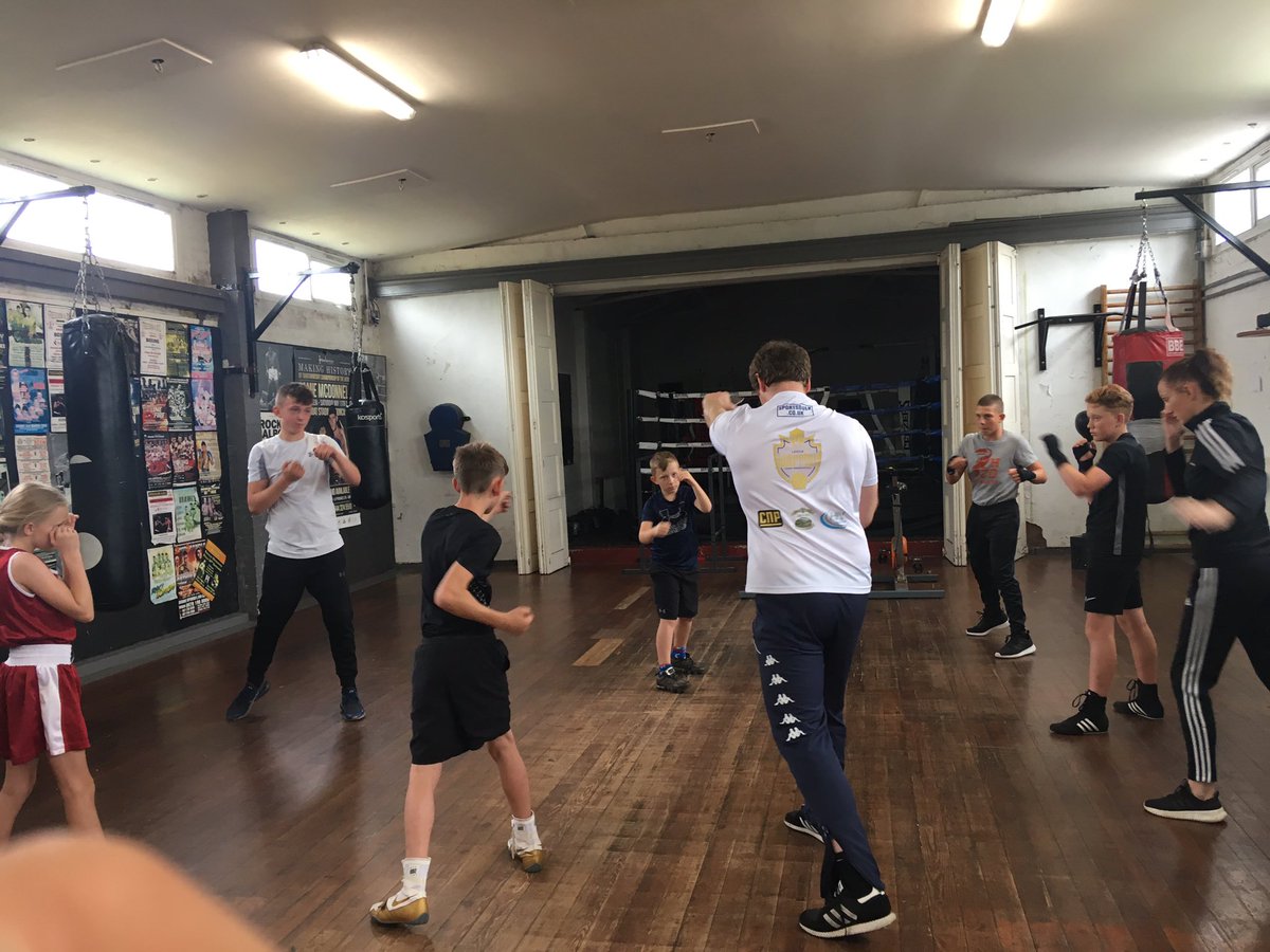 FlyingFutures's tweet photo. The gloves are on 🥊🥊🥊 If you've missed this morning get down to Freedom Boxing Club for our session tonight! 
@EXPECT_Youth_ https://t.co/uQR8zecspj