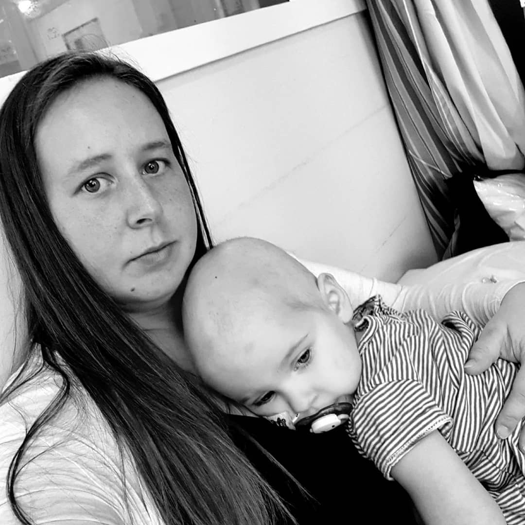 jaylo13's tweet photo. Being a mom while trying to repair yourself mentally and emotionally is the hardest thing to ever take on!!

#mumtoawarrior #CancerAwareness #childhoodcancer #MentalHealthAwareness #momto5 #FridayFeeling https://t.co/QXuzWpkNKW