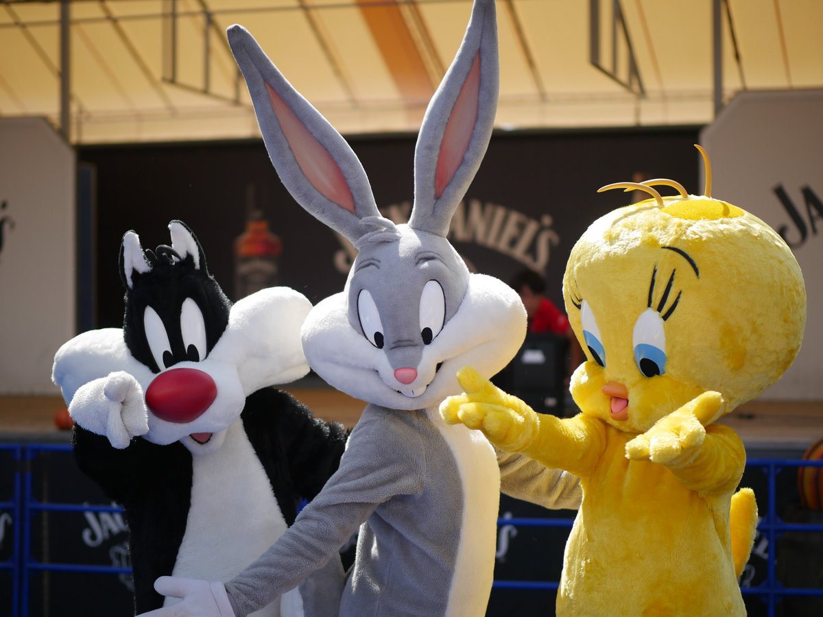 ぎゅー 在 Twitter 上 シルベスター キャット バッグス バニー トゥイーティー ルーニー テューンズ T Co Godmosygtx Twitter