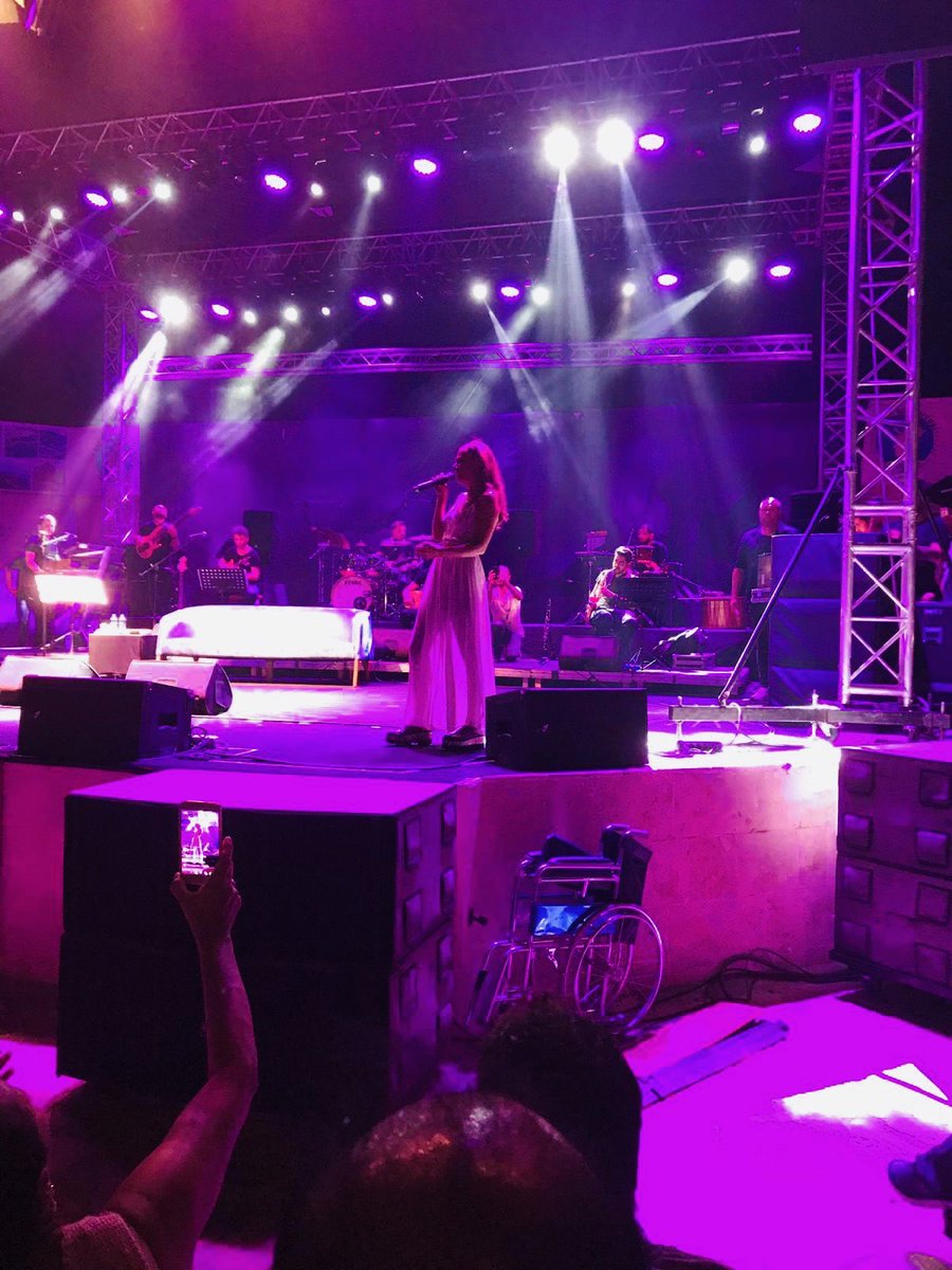 acroterhotels's tweet photo. YILDIZ TİLBE ve ekibi, ACROTER HOTEL DATÇA’ya HOŞGELDİNİZ. Bizi tercih ettiğiniz için teşekkürler.
@acroterhotels #datcahotels #datçahotel #acroterhotels  #konser #datca #datça #datçakonser #yıldıztilbe #yıldıztilbekonseri #yıldıztilbeşarkıları #yıldıztilbesözleri #yıldıztilbefan https://t.co/i0YY9vYqma
