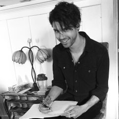 Happy birthday ryan ross, i love you so much and hope you have the best day <3 