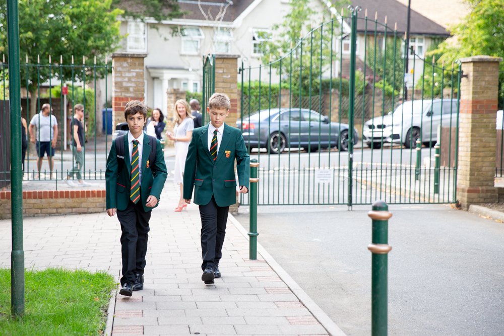 stbenedicts's tweet photo. Welcome to all Year 7 students, whether you're starting your #ThroughStBenedicts journey today, or continuing from the junior school. #introductionday #welcome #Year7 #newschoolyear https://t.co/jmRkA5Boco
