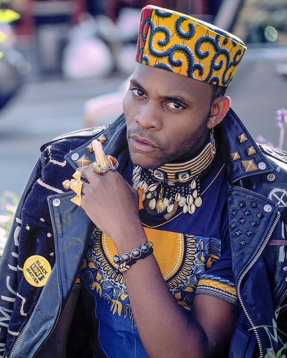balbert3's tweet photo. RIP to the incomparable artistic GENIUS fashion stylist and artist @DapperAfrika. So sad...such an uncompromising creative force!! What a huge lost...I wrote about meeting and working with him.
#dapperafrika https://t.co/9TCt1X8FNz