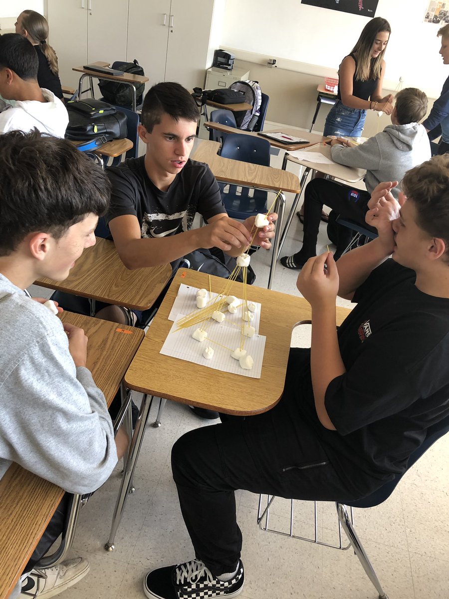 Mrs. Trainer tweet media