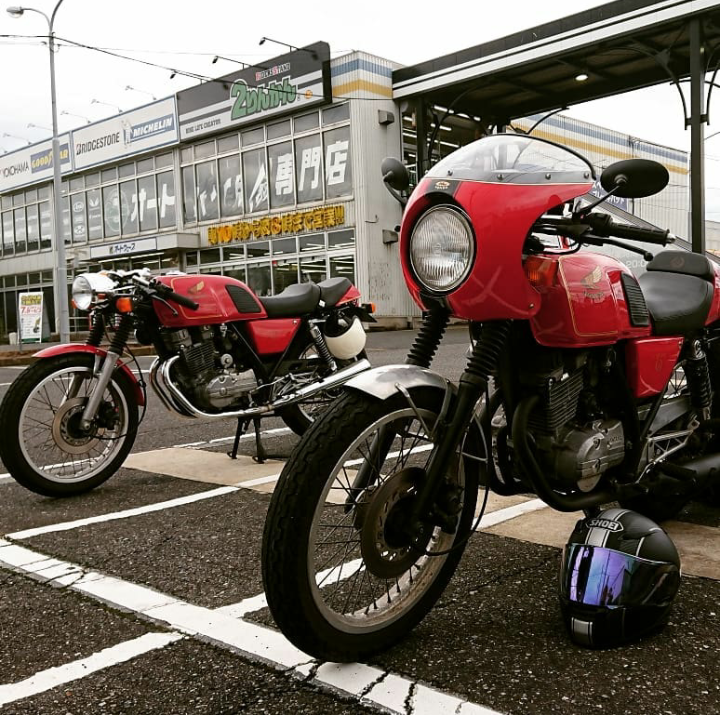 Ikai على تويتر Gb250の初期型には赤の設定もあってだな Gb250 クラブマン 単気筒 ホンダ バイク