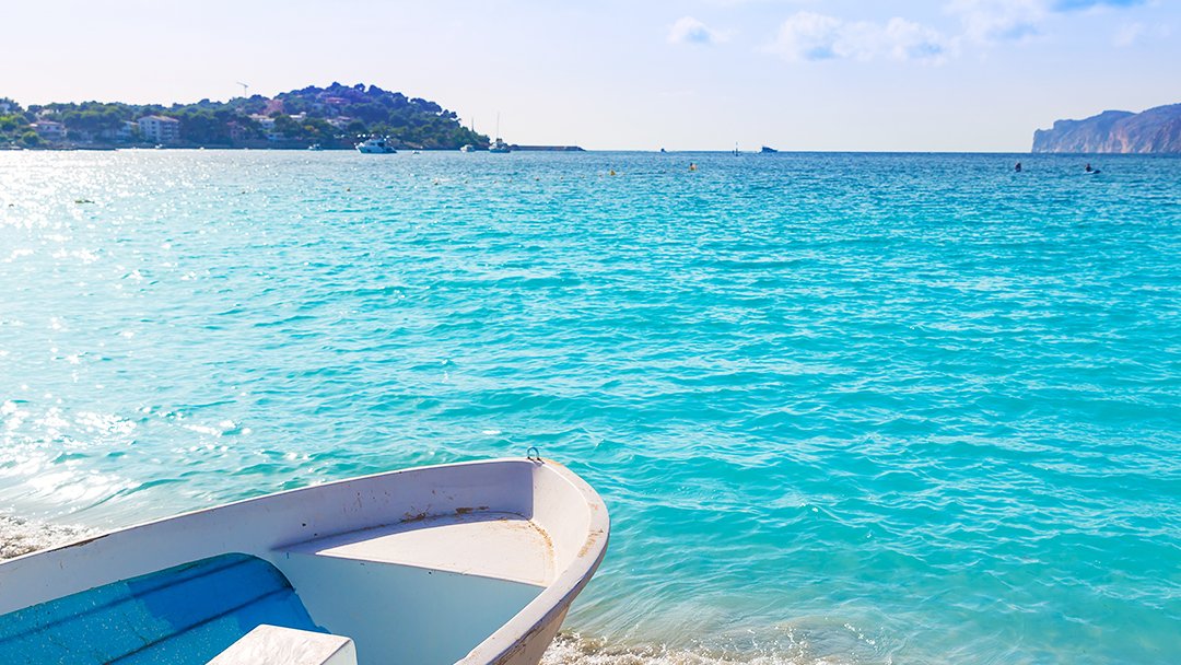 EOStweets's tweet image. Spain 🇪🇸 With almost 5000 miles of beaches and with an average of 320 days of sun ☀️ it’s clear to see why its the most popular destination for British expats. Check out where we think the most beautiful places to live in Spain are!👉everythingoverseas.com/20/06/2019/are… #spain #expat