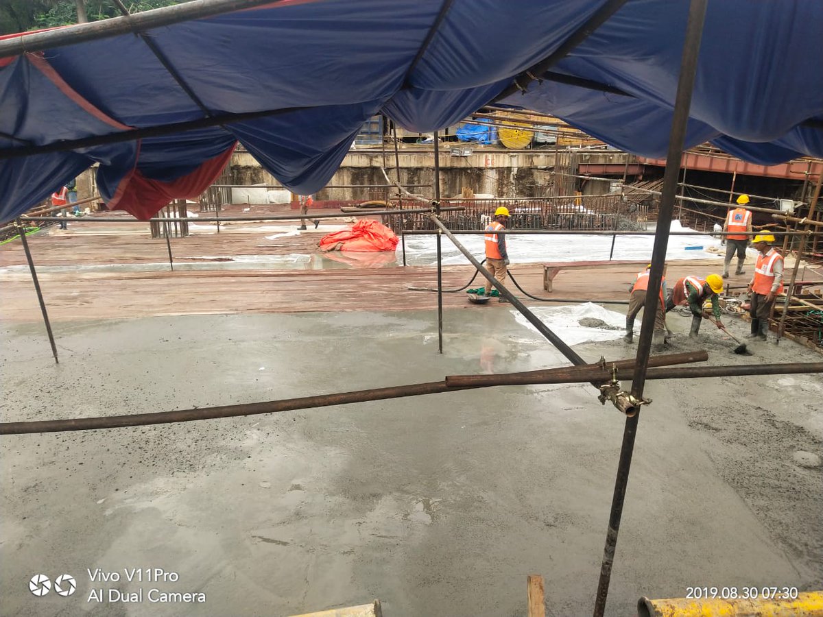 AshwiniBhide's tweet photo. A day full of activity and achievements @MumbaiMetro3. While 1st pour of #RoofSlab was done at #CuffeParade stn, 5th pour of #ConcourseSlab happened at #CST stn and 6th pour of #BaseSlab was done at #VidyaNagari stn  #MumbaiUnderground in progress. @CMOMaharashtra https://t.co/qbdkHPMZXK
