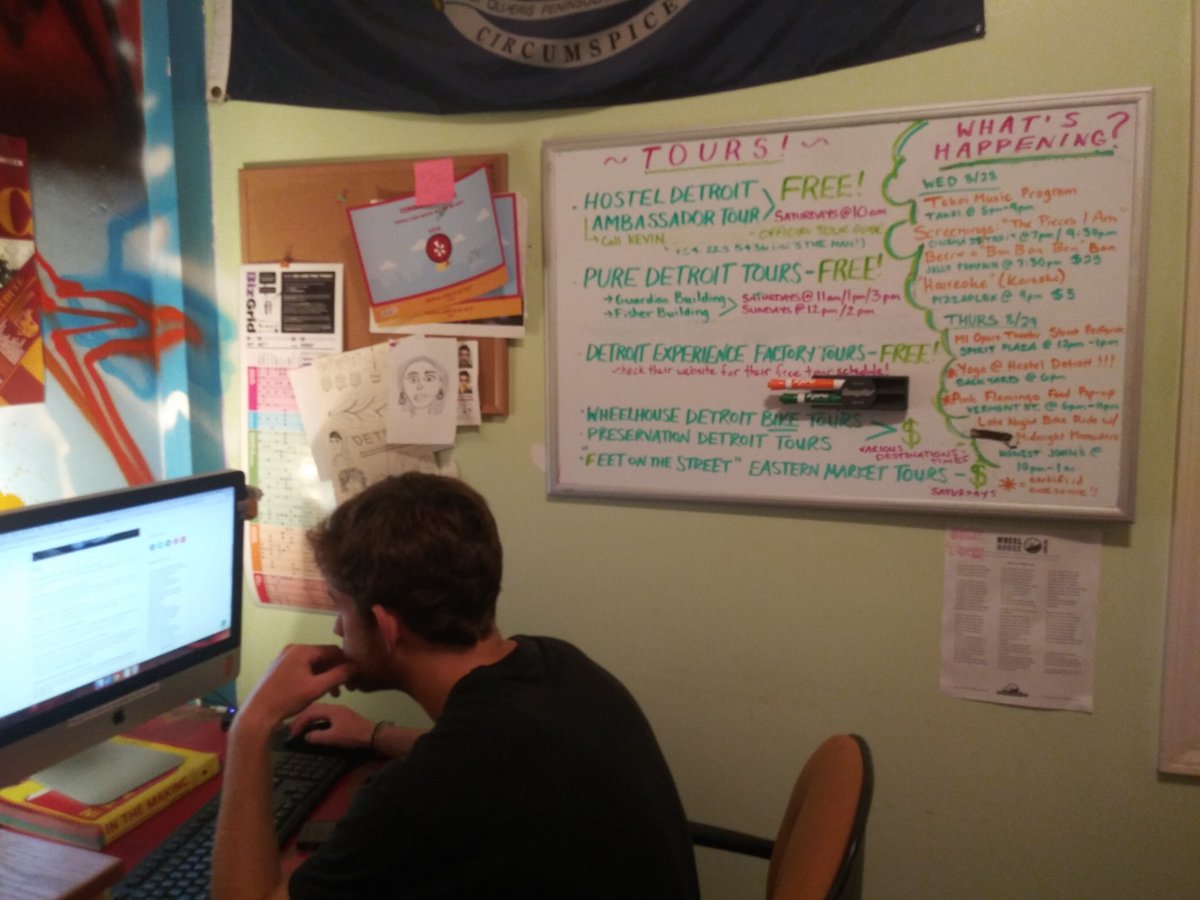 LuxeEraHoldings's tweet image. Made it safely to HostelDetroit. #ExploreDetroit