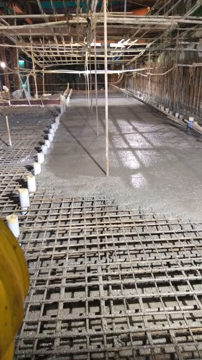 AshwiniBhide's tweet photo. A day full of activity and achievements @MumbaiMetro3. While 1st pour of #RoofSlab was done at #CuffeParade stn, 5th pour of #ConcourseSlab happened at #CST stn and 6th pour of #BaseSlab was done at #VidyaNagari stn  #MumbaiUnderground in progress. @CMOMaharashtra https://t.co/qbdkHPMZXK