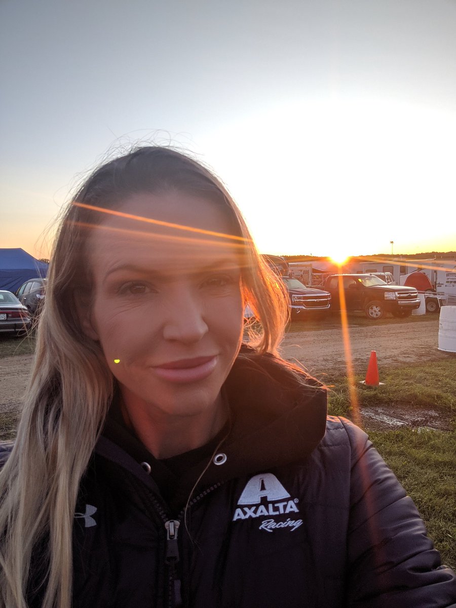 Nothing beats a sunrise at a race track 🌄
<a href="/CrandonOffRoad/">CrandonInternational</a>
