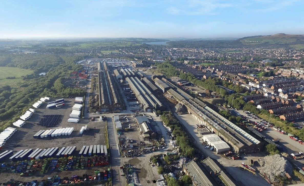 The approval of the new link road, part of the wider masterplan designed by Cass Associates, at Rivington Chase will unlock 1,700 new homes along with leisure, retail and green space on one of the largest brownfield sites in the North West.

placenorthwest.co.uk/news/bolton-si…