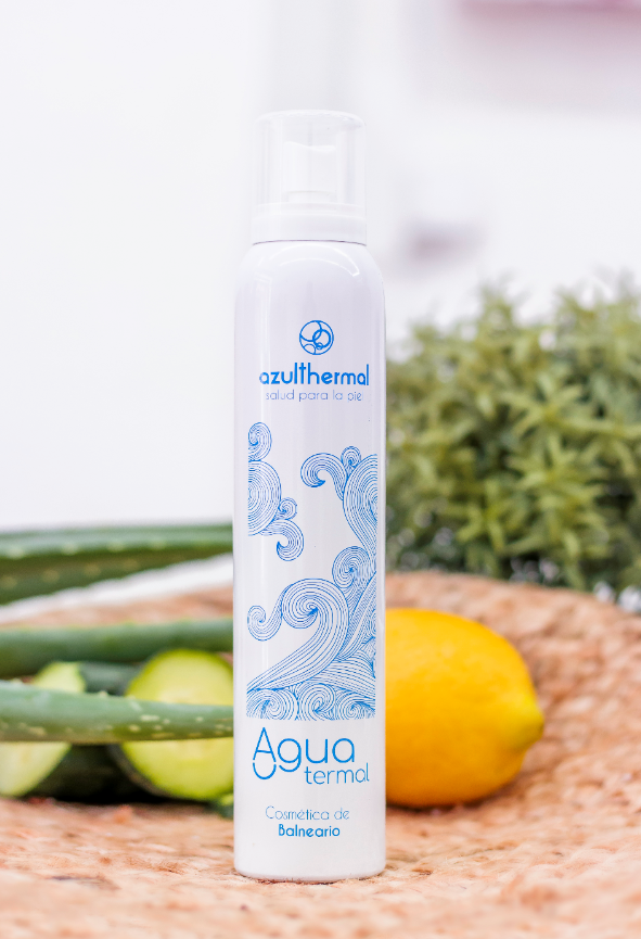 azulthermal's tweet photo. ¿Qué principio usarías si necesitas luz en la piel? 🌟 Si lo que quieres es más luminosidad en la piel lo que necesitas vitamina C, si la piel necesita hidratación lo más conveniente es usar ácido hialurónico. https://t.co/sTTf9We6Le