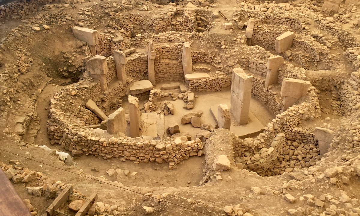 CAMNE7's tweet photo. The sophisticated reliefs of Göbekli Tepe in southern Anatolia, the earliest known sanctuary (10th-8th millenium BCE) which was possibly erected by hunters-gatherers before the emergence of agriculture. https://t.co/nSYJGdnCRt