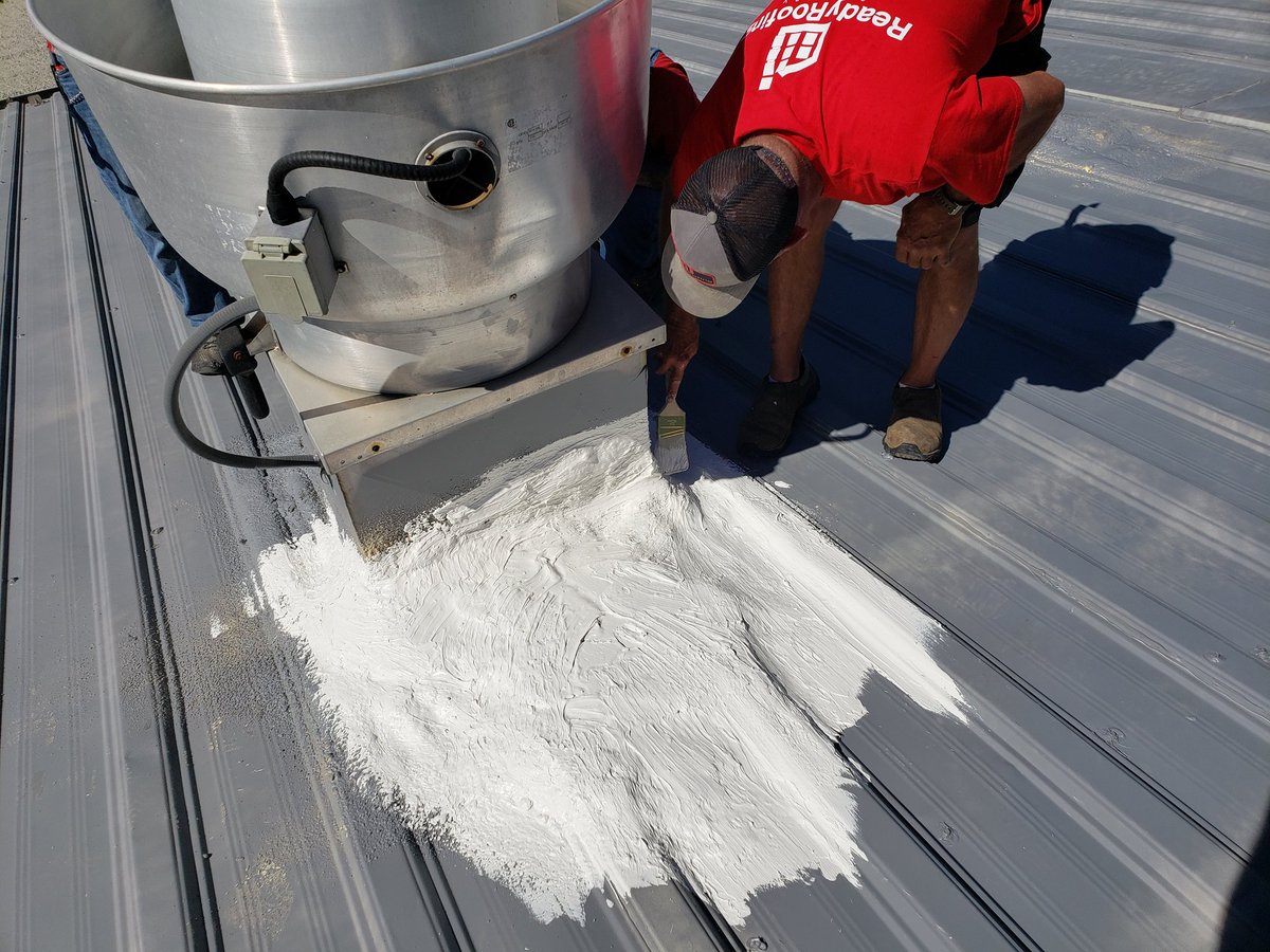 AndyNear1's tweet photo. 💯👉 just finished training a crew in NC at @ReadyRoofingCo helped them to install a roof coating system. You want me to come get you started? Hit me up! I'd love to chat! #nextlevelroofer … https://t.co/AhSxgCIM8h

#nextlevelroofer #roof #roofing #roofer #conklinroofing https://t.co/MG9ALI7gEs