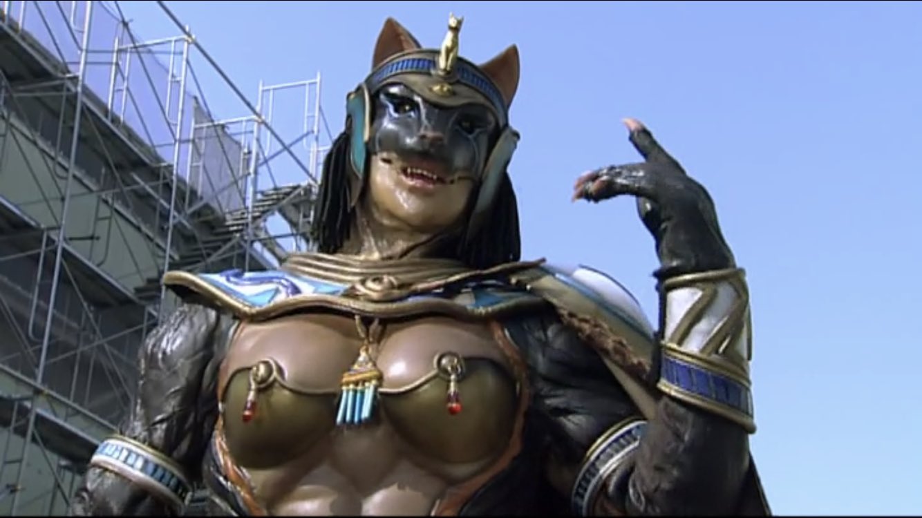 キラキラ金メッキ クイーンクロウロードがsm女王で クイーンジャガーロードがちょっと恰幅のいい関西の人妻にしか見えない 仮面ライダーアギト