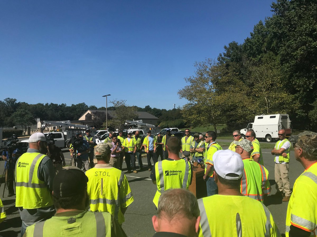 DaveVelazquez's tweet photo. We are sending crews, equipment and expertise to Florida to repair damage and help restore energy service to customers who could be impacted by Hurricane Dorian. I would like to wish a safe and swift return to all of those who have answered the call to assist those in need. https://t.co/p5geQiCyTW