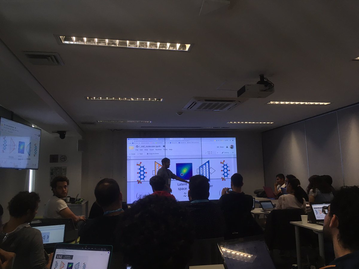 ErickCuevasF's tweet photo. Day 3. 🤯🤯 Deep Generative Models. GAN
#RIIAA  #escueladeverano https://t.co/wkxVpWNTkM