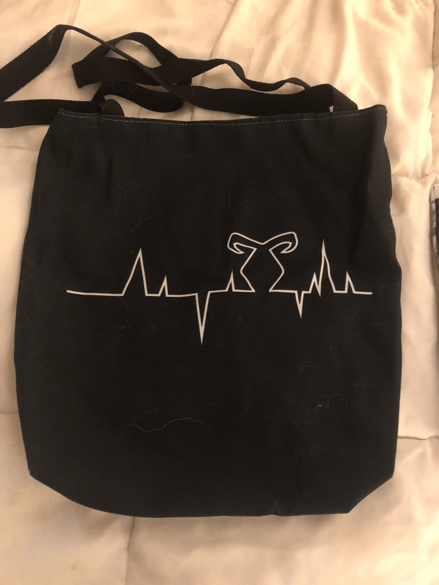 morrisme321's tweet photo. @ShadowhuntersTV @FreeformTV Why are you peddling merchandise for a cancelled show? Is this a clearance sale? I will continue to support the fans by purchasing my ##Shadowhunters #SaveShadowhunters gear on Redbubble. They have some fantastic items you should check them out https://t.co/QEw7Zpai7u