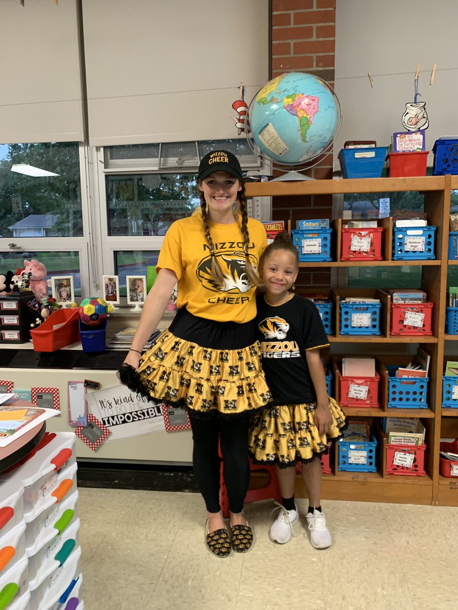 Twinning with this sweet girl made college colors day that much more spirited!!!