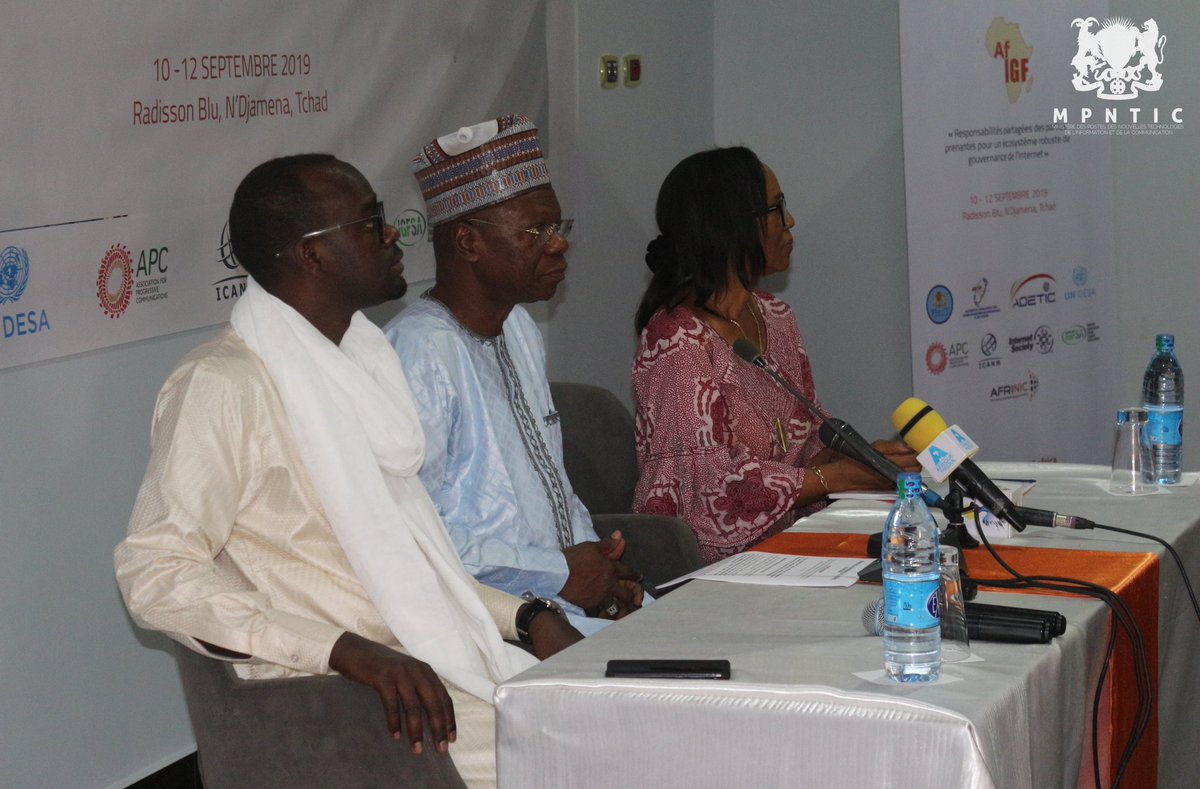 MpenTchad's tweet photo. Le #Tchad accueille du 10 au 12 septembre, le 8ème Forum Africain sur la Gouvernance de l'Internet.

Un point de presse dévoilant le thème du Forum : 
<< Responsabilités partagées des parties prenantes pour un écosystème robuste de gouvernance de l'Internet >> a eu lieu #Adjib https://t.co/DuwHhOFhOl