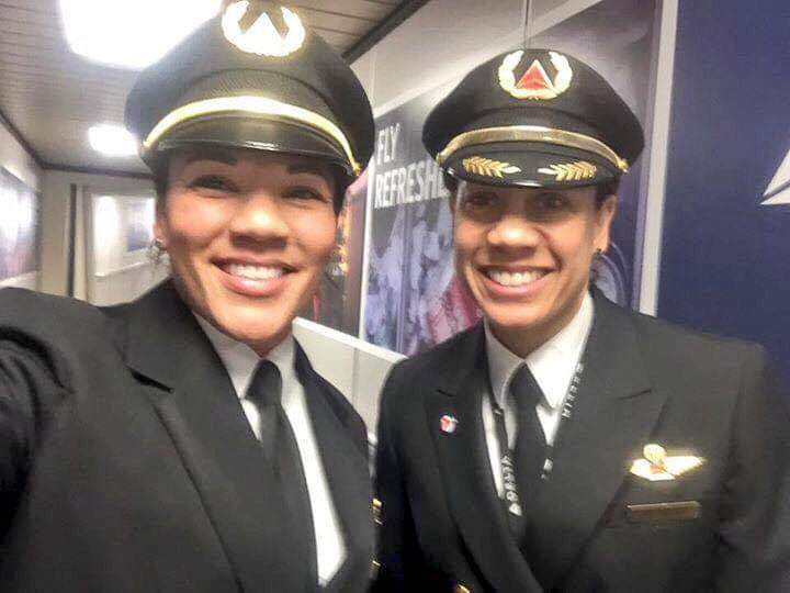 magazine_right's tweet photo. Happy Flyday!
@redtailscholarshipfoundation
#FlyRightMagazine https://t.co/utDpJhj4yz