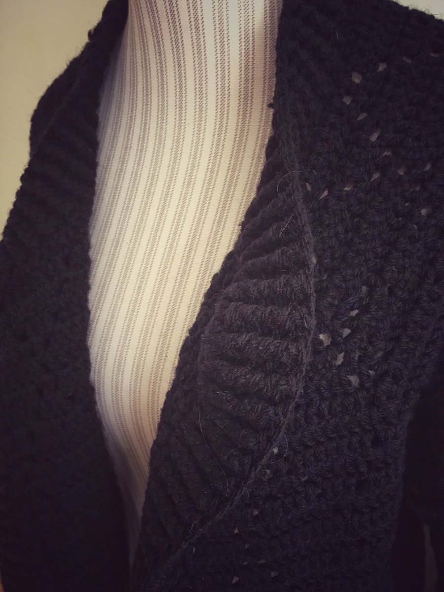 um_MariaSully's tweet photo. My Precious Cardigan designed byKaterina
I made mine longer and also added a ribbing for the collar, around the edge and for the cuffs as well.  

Pattern found at https://t.co/y86ZmZdhW3

#winterready #crochet #handmade
@byKaterinaCrochet https://t.co/8ba7A6HqiE
