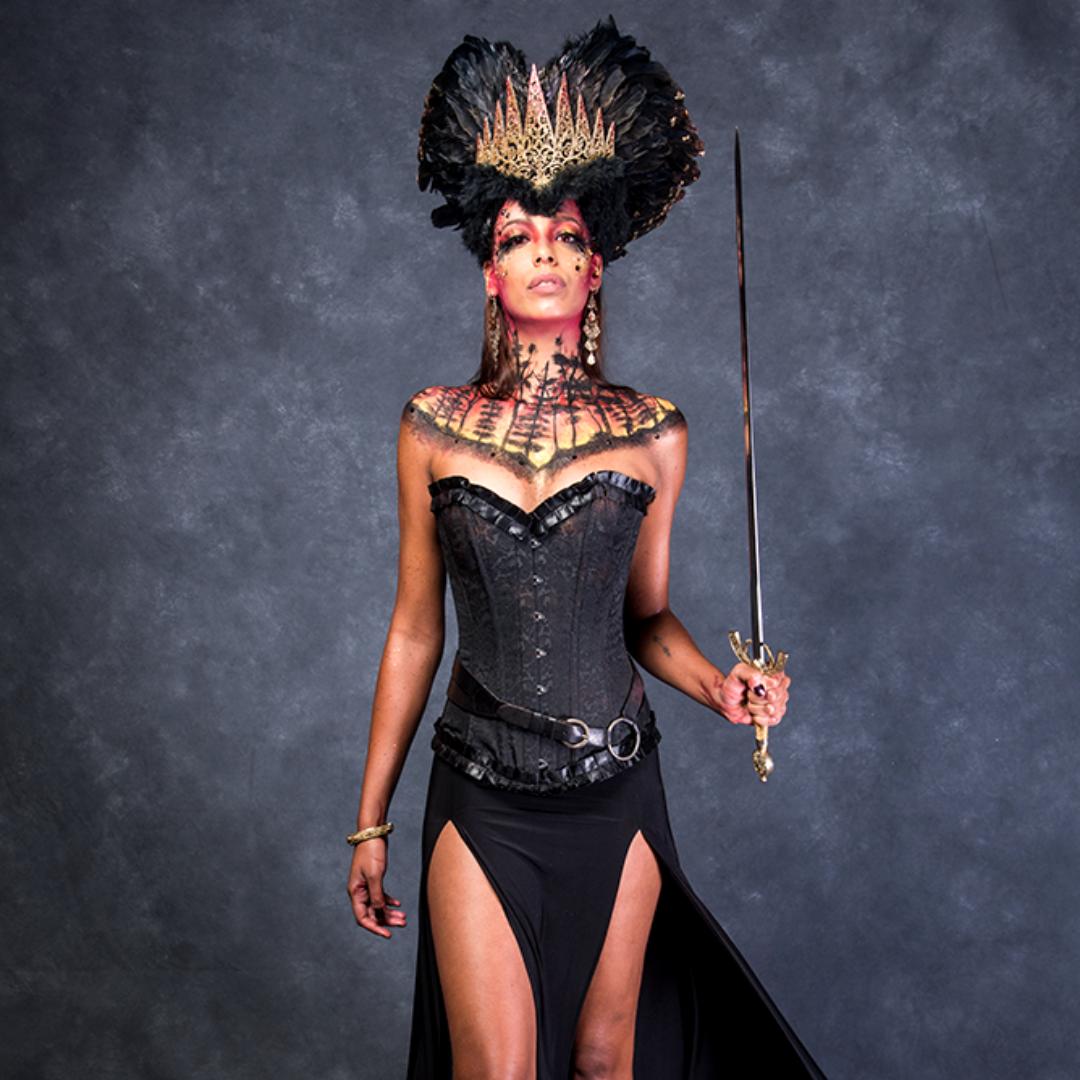 IMATS's tweet photo. Are you ready to bend the knee? 👑 Bow or take the crown at IMATS Toronto this September 28-29!
.
[MUA: Maggie Doucet at IMATS Toronto 2018]
.
.
#queenmakeup #queen #empress #goddesscode #goddessvibes #imats #torontomua #imatsTORONTO #toronto #imatsTOR #promua #mua #costume https://t.co/1or3B3gZ2i