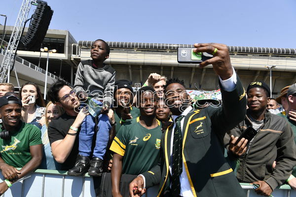 Gallo_Sport's tweet photo. Rugby World Cup 2019: Official Springbok Send-Off.

https://t.co/QWUCNJHgw6

@rugbyworldcup @WorldRugby @Springboks @SchalkBrits #RWC2019
#RugbyWorldCup #StrongerTogether #BokSendoff

Photos by @Leftys1 https://t.co/xXZaZbIeWQ