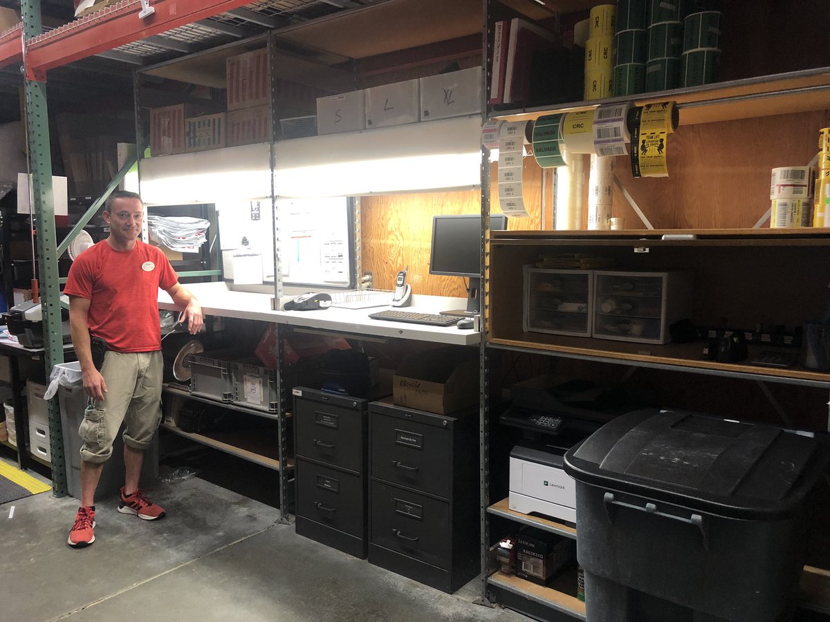 smilnes28's tweet photo. This is Target receiving at it’s finest! Way to go @bigbadvoo! #Businessownership #soorganized @CermakKrista @littlejay96 @AprilPopham @ericcalvinn #d107rocks https://t.co/govyXR3LfE