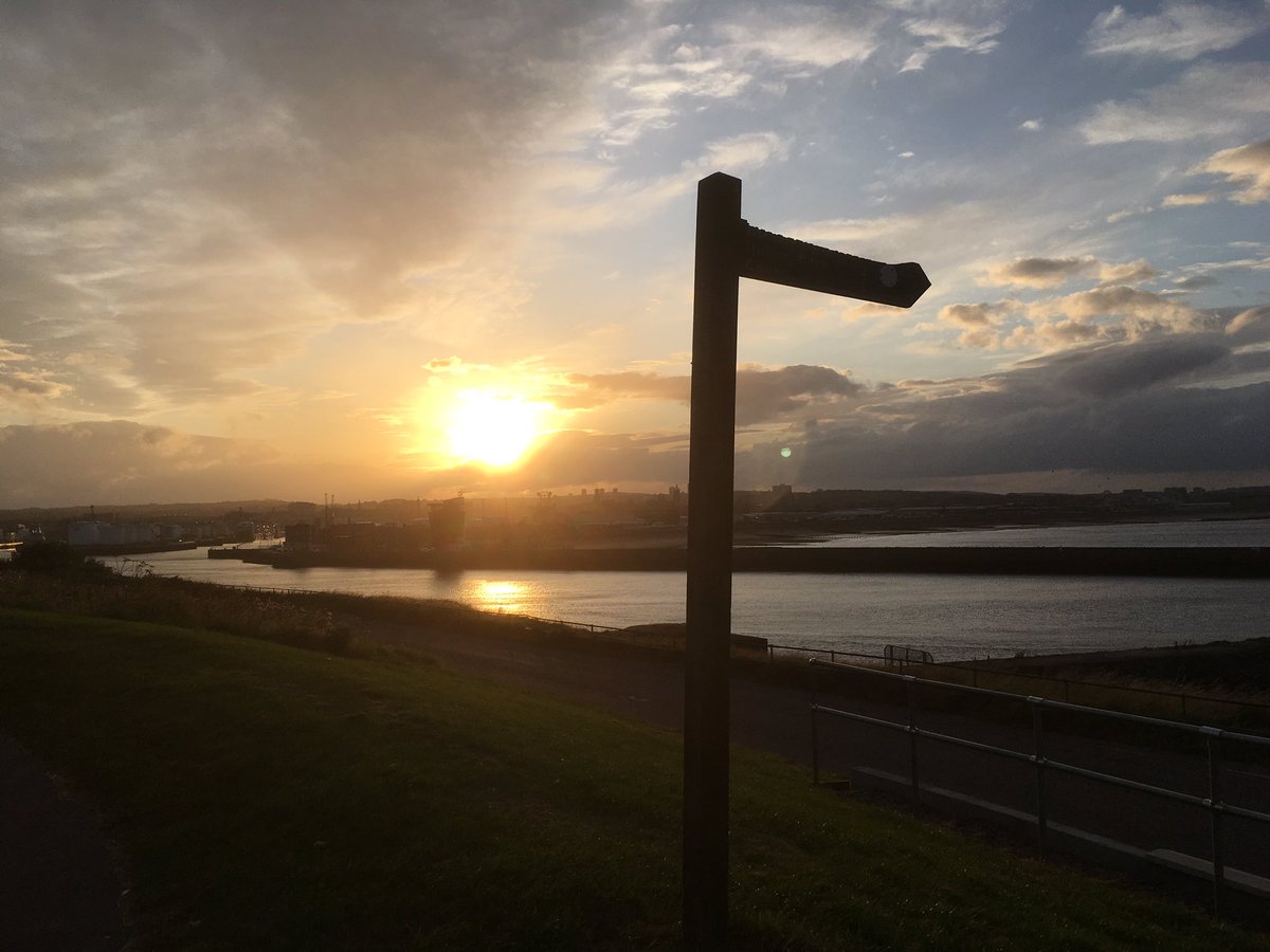 sarahmarley86's tweet photo. Day 15: A morning speaking to a journalist (stay tuned!), an afternoon packing, and a glorious final evening down the Torry Battary watching the sunset over Aberdeen as dolphins frolick in the harbour. A stunning finale to the trip! #RealHoliday 13, #AcademicHoliday 5 https://t.co/Zlb84LpT1v