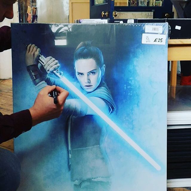 Anyone else getting impatient? #officalmerchandise #riseofskywalker #darksiderey #betitsatwin #starwars #starwarsnerd ift.tt/32e4Yh5