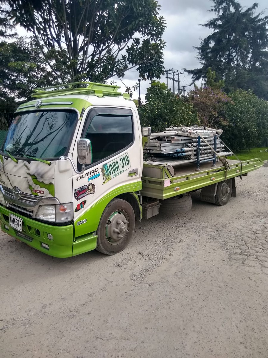 esrobado's tweet photo. RT @esrobado: RT @esrobado: RT @esrobado: RT @RedapBogota: @esrobado vehículo tipo grúa HINO 300 de placas WNM319 de cota de color blanco con detalles verdes claro Bogotá sector de Bosa la libertad hurto a mano armada 29ago19 #esrobado https://t.co/UjqixmY2GM