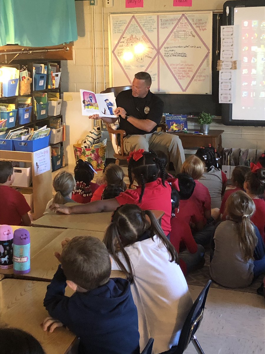 Thanks Sergeant Martin! We loved reading Officer Buckle today! #ncssBethebest