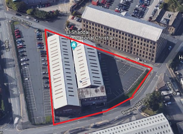 SharmaWilliamso's tweet photo. New! Former works premises (last used as a place of worship) available for sale or to let. Off Manchester Road #Bradford. Contact us for info #proprety @InvestBradford https://t.co/WiqdKuhgNp