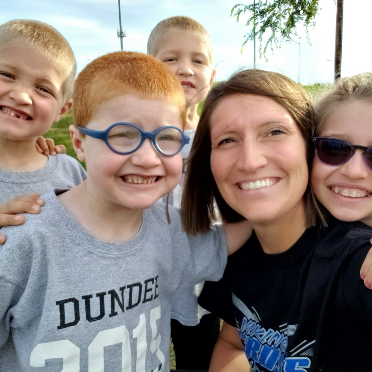 Emily Ringbloom tweet media
