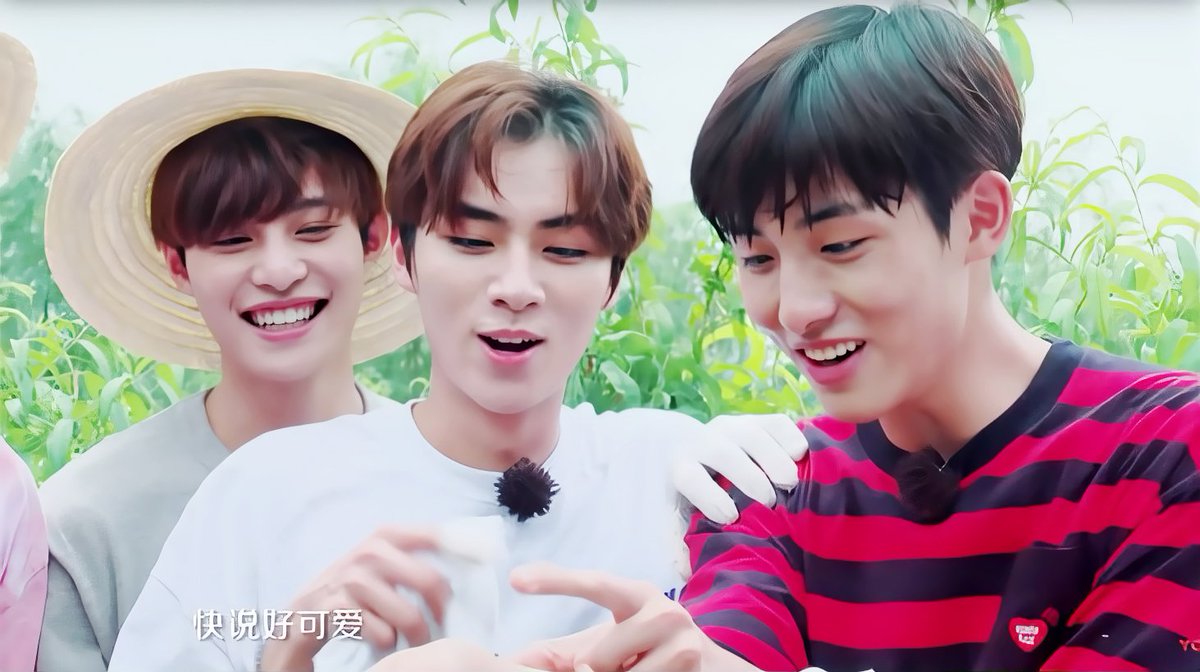 DreamingJadeXJ's tweet photo. 고통받는 윈윈형 옆에서 더 신나신 분😆
#샤오쥔 #Xiaojun #肖俊 #WayV #威神V
#소년위계획 #WayVDreamPlan_EP4 https://t.co/IaaoBhAwND