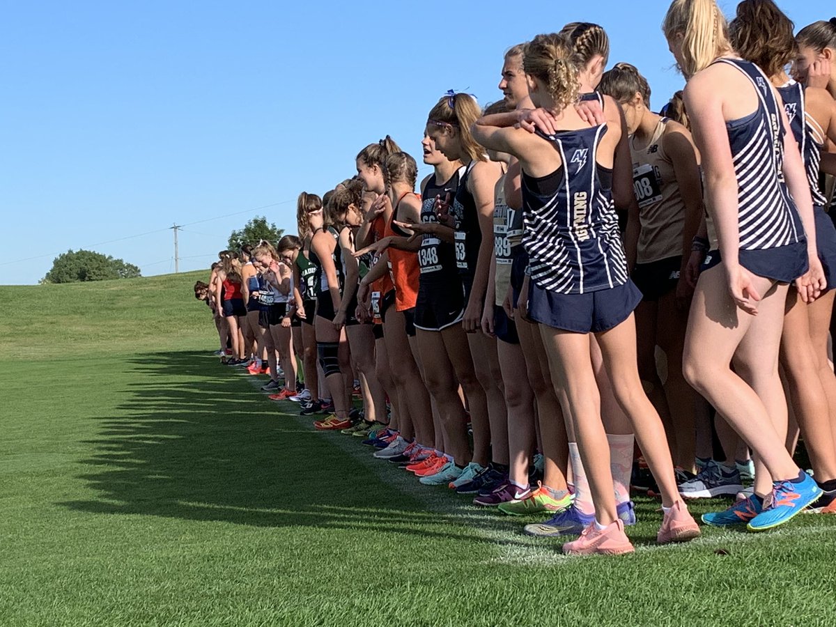 ae_track's tweet photo. And they’re off! AE Cross Country at the Terror Invite #crosscountry #WeAreEast https://t.co/k5uRvE9YCf