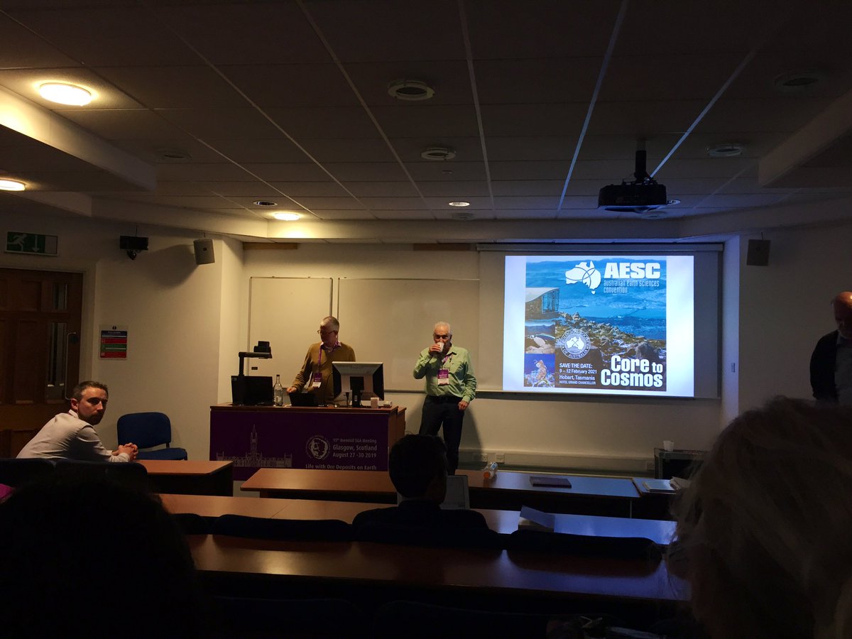Jamie_Priceless's tweet photo. Excellent keynote talk from Peter McGoldrick of @UTAS_ talking about the geobiology of northern Australian SEDEX deposits, with some stunning pictures of early eukaryotic life at the 1.595 billion year old Century deposit @sga_2019 #poomachine https://t.co/EpgYHuwOYp