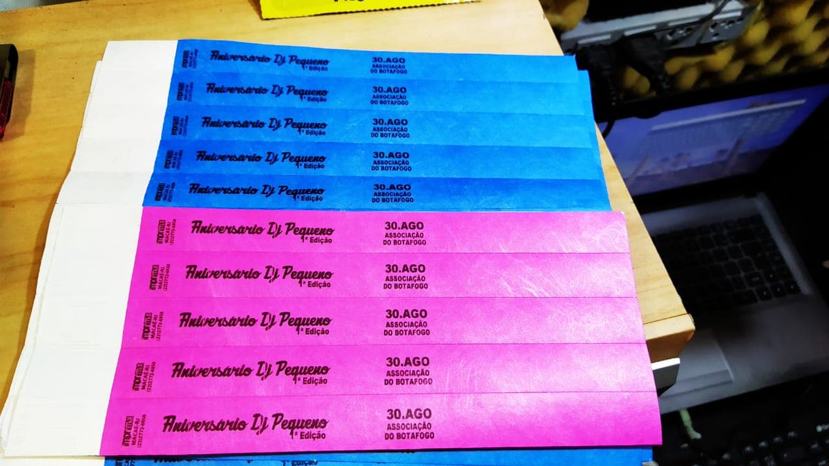 DJPEQUENOOFICI1's tweet photo. 👉todos os caminhos te levam para a festa de Aniversário do "DJ Pequeno"..💽🎶

1°Edição Como Várias atrações presente.

👉" E mais comando a pista ..
📛equipe Altas Horas👊
🔊🔊🔊🔊🔊🔊

👉Pensa que acabou tem Mais ..
 Game e 40 Litros de Corote Liberado

#repassa e divulga ➡📲 https://t.co/7pjSXlRGMo