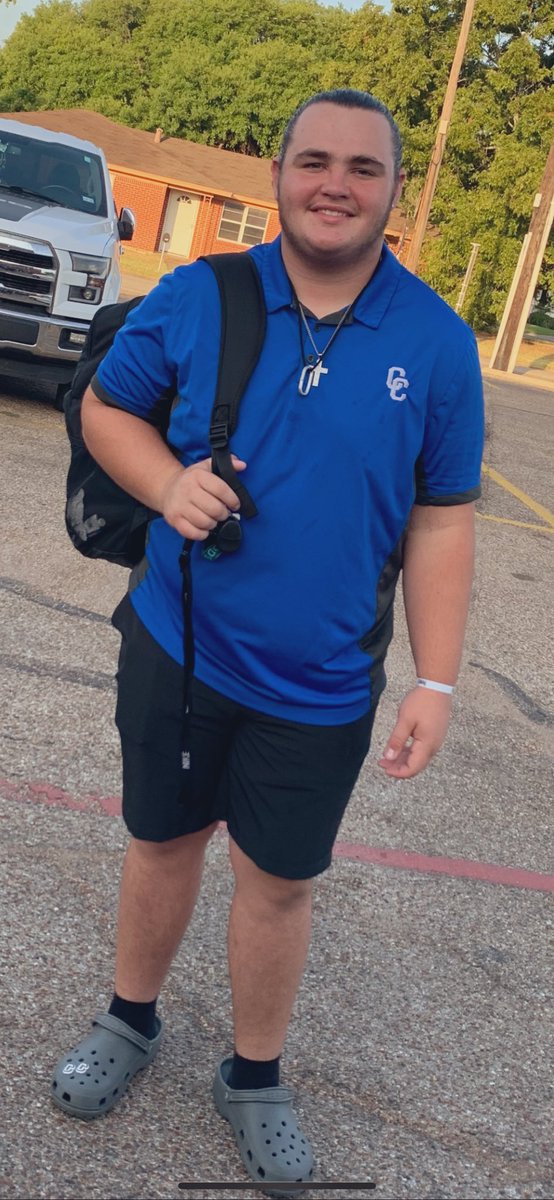 lauracoffman8's tweet photo. It’s Game Day 👏🏻🏈  I can’t wait to watch you tonight! I’m so proud of the work that you have put in everyday and your commitment to your team &amp; coaches! Stay motivated &amp; never stop grinding! I’m so proud of you! Now let’s work let’s get that 1-0 baby #79 #ccuknow https://t.co/5T886sseLP