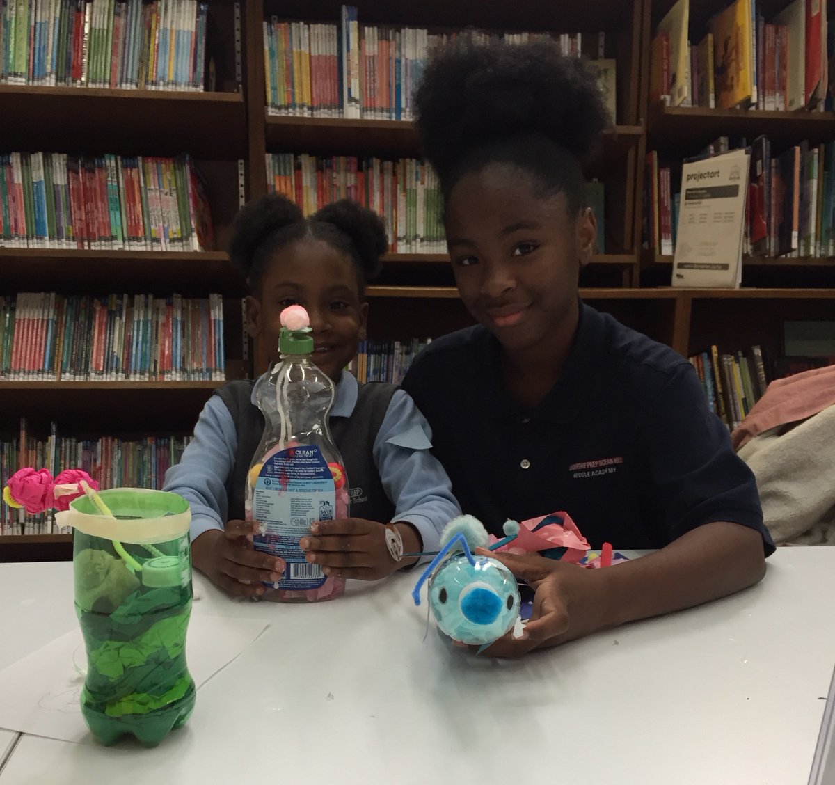 CMAinNYC's tweet photo. #OverheardAtCMA — "I made something beautiful from something I would normally throw away"

Students at @BKLYNlibrary in Brownsville, Brooklyn learned about the art of sustainability while creating recycled plastic bottle sculptures at a #CMACIVICKIDS Outpost earlier this year! https://t.co/Grt5U51hHR