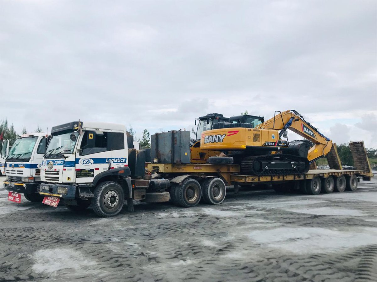 BuzekiGroup's tweet photo. Buzeki logistics re affirms itself as a leading transport partner with fully qualified cargo handling mechanisms to make sure that client cargo is delivered safe and on time, try us today, we could be your dream logistics partner. 

No delay, Act now. https://t.co/R4HtrHVyzD
