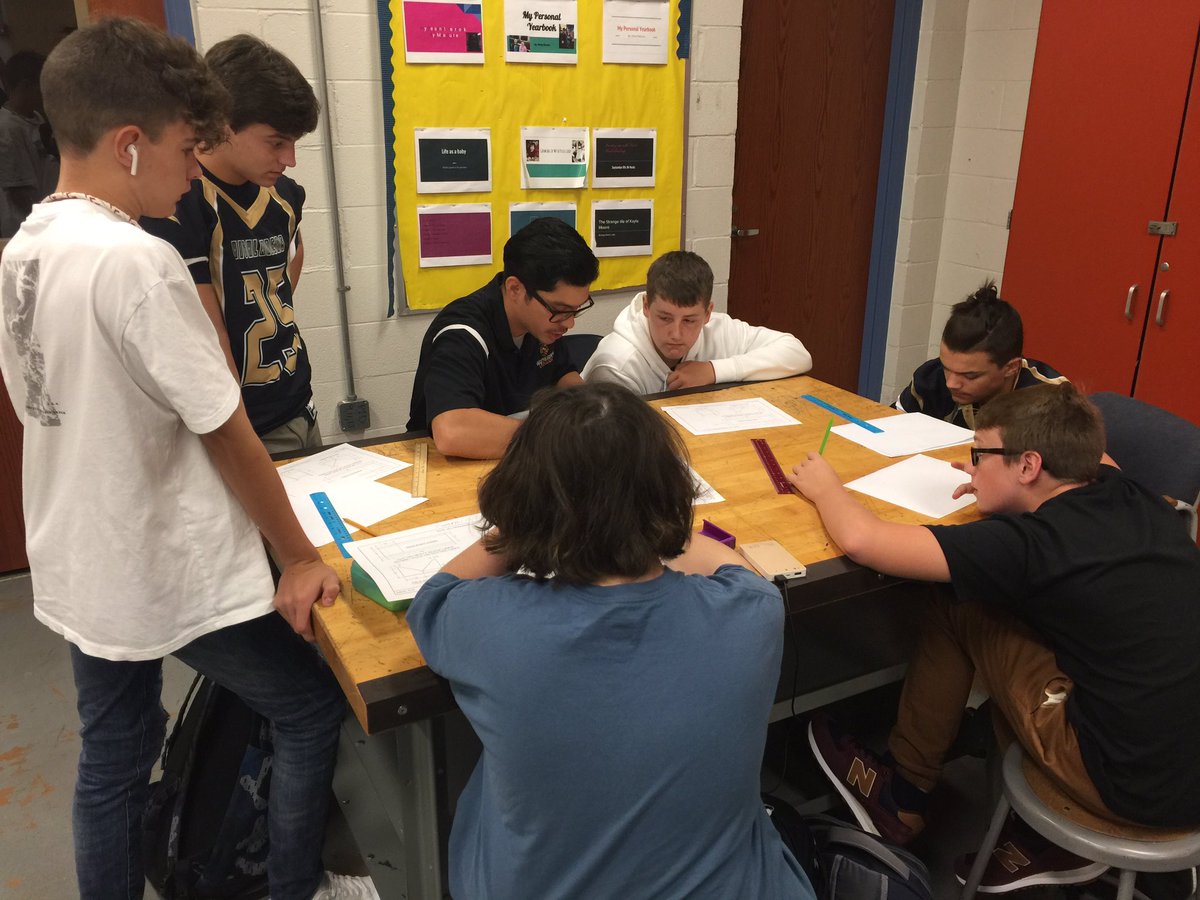 McGuffey_MS's tweet photo. @wbgalumni Mr. Wisler is setting his students up for their #BestYearYet by teaching #STEAM concepts to our @McGuffey_MS students #Mc3G https://t.co/tocyxvSV8Y