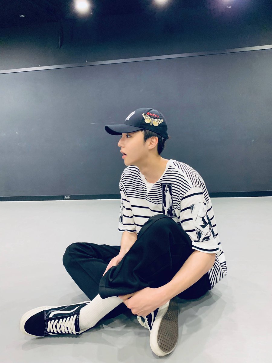 DoubleN1003's tweet photo. ขยันๆซ้อมนะ อยากเห็นตตะหนูพัฒนาไปเรื่อยๆนะ  #chenlinong https://t.co/nFKBkN176f