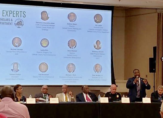 dekalbrealtors's tweet photo. DAR President Ed Patton speaks as expert panelist for a community forum in DeKalb County sponsored by Commissioner Lorraine Cochran-Johnson. Our #DynamicDeKalb members showed up to support this important meeting. https://t.co/abP49Tyodp