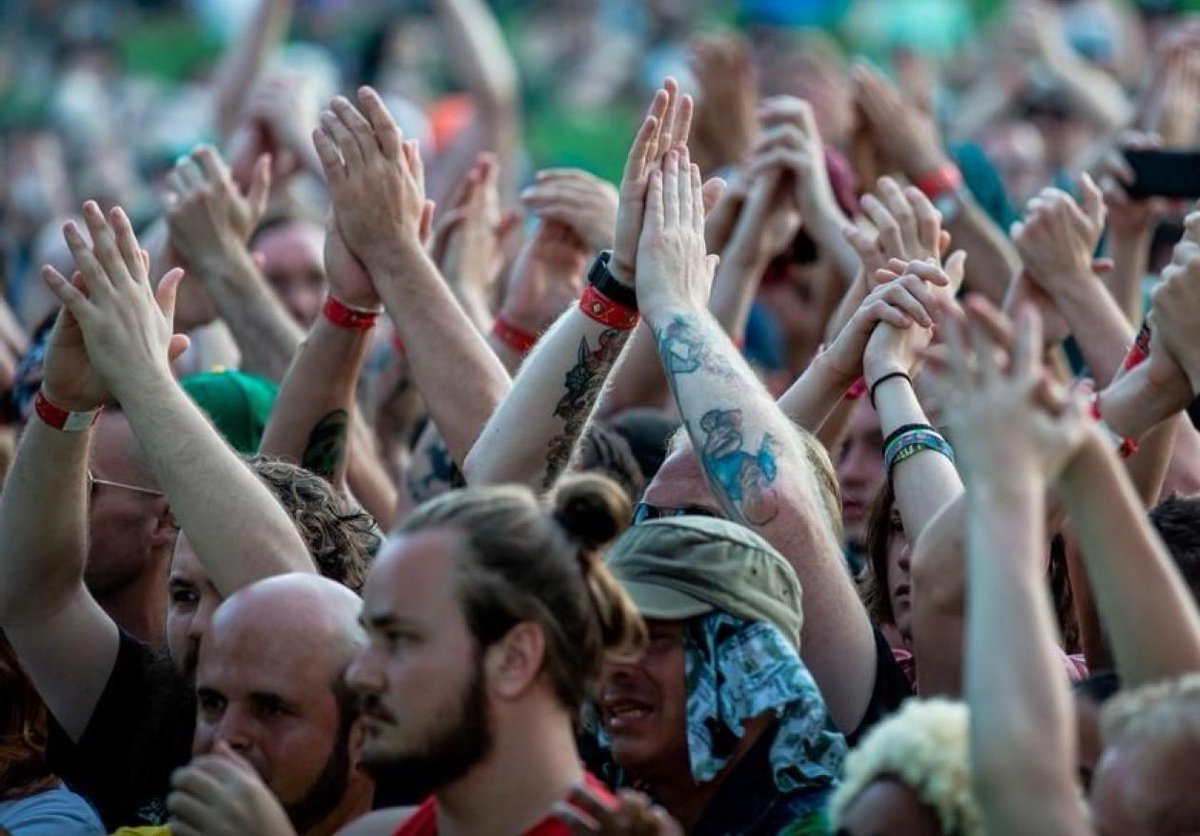 Riot Fest tweet media