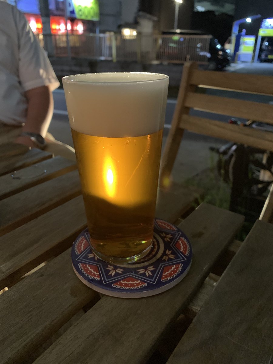 nanasaoenl's tweet photo. ドラフトラボで野郎ビール🍻
やはりここはビール美味しい
#draftlab https://t.co/gPrahcWdBR