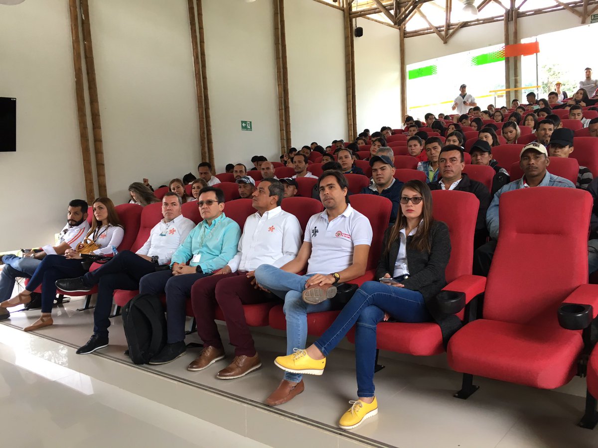 senahuila's tweet photo. #AEstaHora inicia la jornada académica en el último día del Intercambio Internacional de Agroecología que se desarrolla en el Tecnoparque del @SENAComunica #Pitalito, evento que busca llevar la innovación y el desarrollo tecnológico a las zonas rurales del #Huila #SomosSENA https://t.co/NEF18SPCVl
