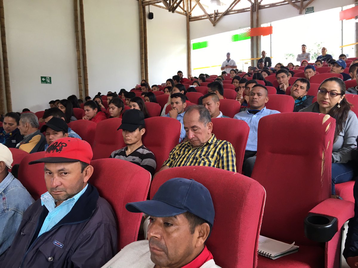 senahuila's tweet photo. #AEstaHora inicia la jornada académica en el último día del Intercambio Internacional de Agroecología que se desarrolla en el Tecnoparque del @SENAComunica #Pitalito, evento que busca llevar la innovación y el desarrollo tecnológico a las zonas rurales del #Huila #SomosSENA https://t.co/NEF18SPCVl
